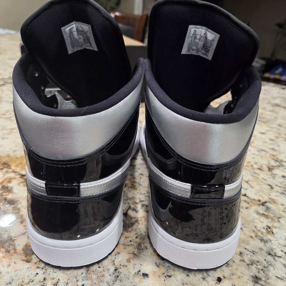 Nike Air Jordan 1 Mid SE Black Patent, Silver, White Men's Size 12 HV0789-010 - Picture 7 of 8